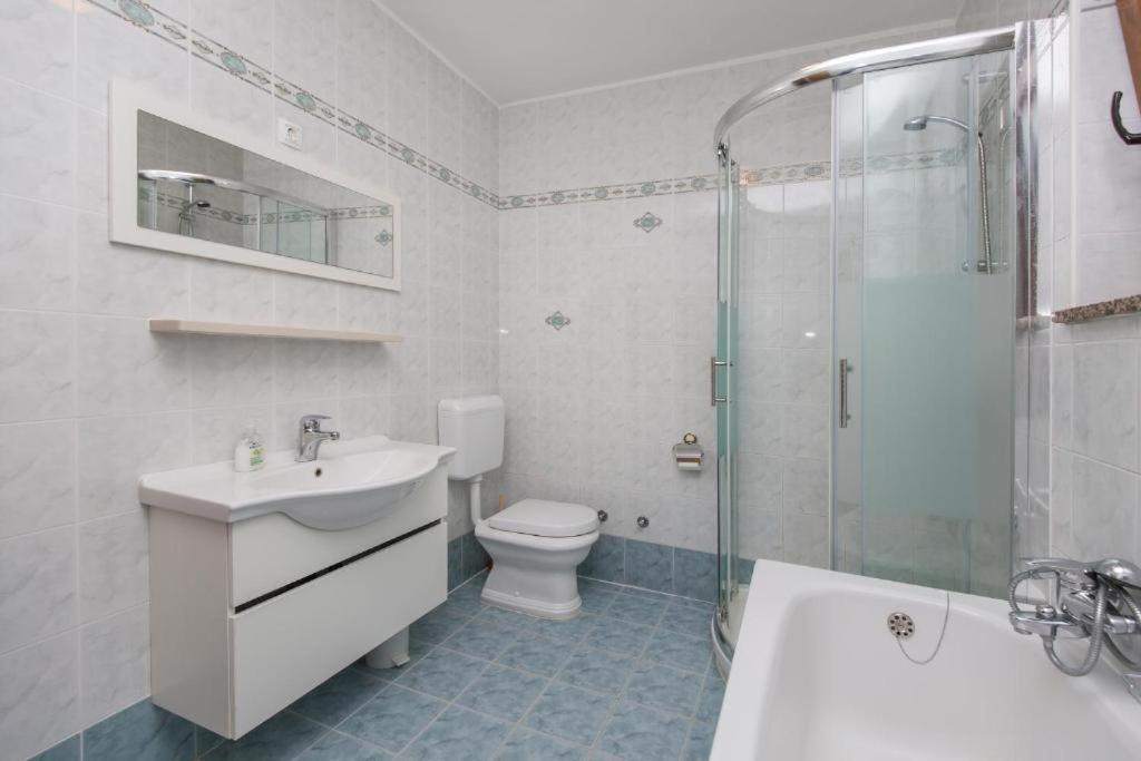 Apartments "Alen" Nedeščina Dış mekan fotoğraf