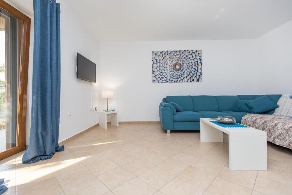 Apartments "Alen" Nedeščina Dış mekan fotoğraf