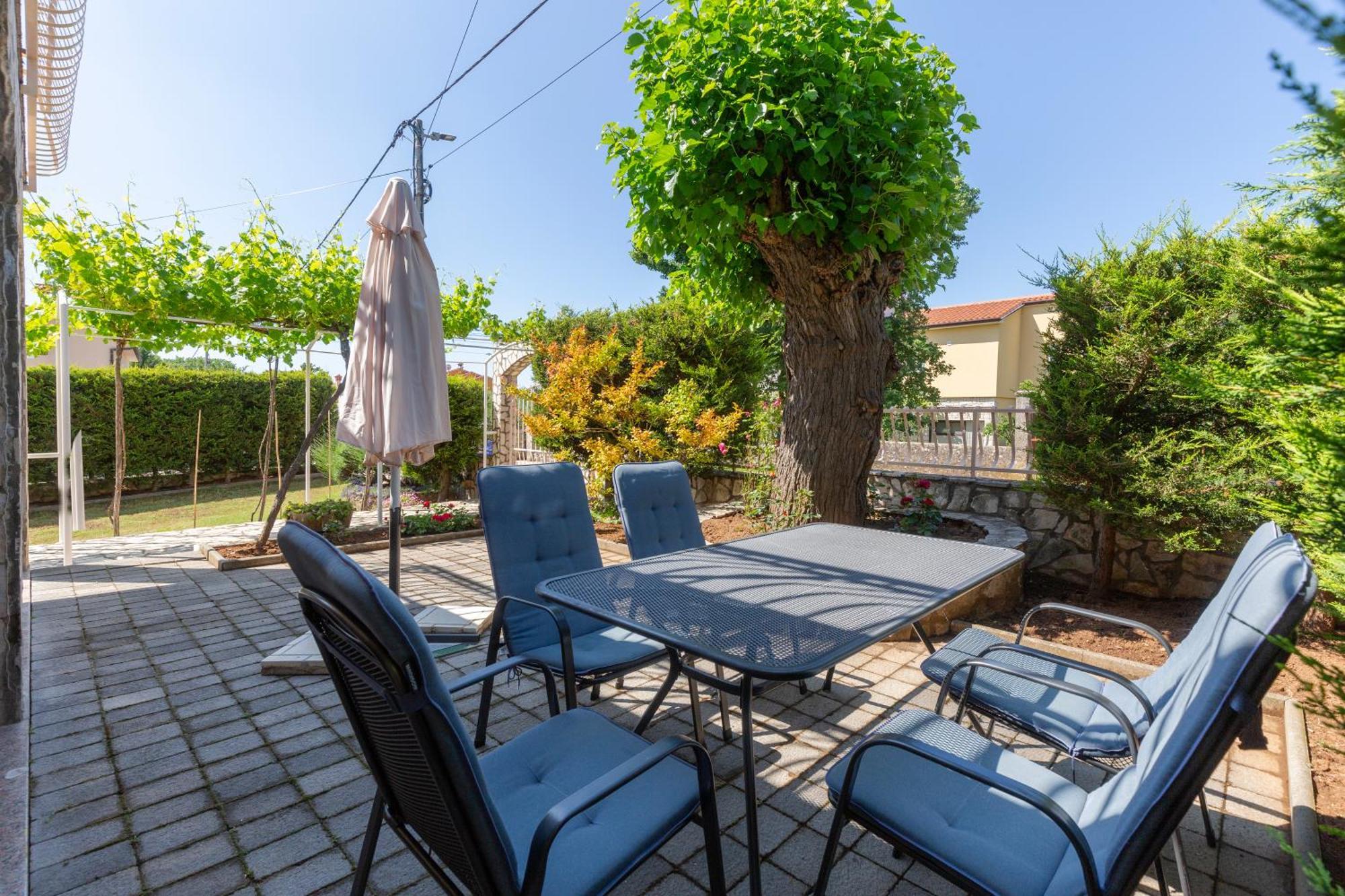 Apartments "Alen" Nedeščina Dış mekan fotoğraf